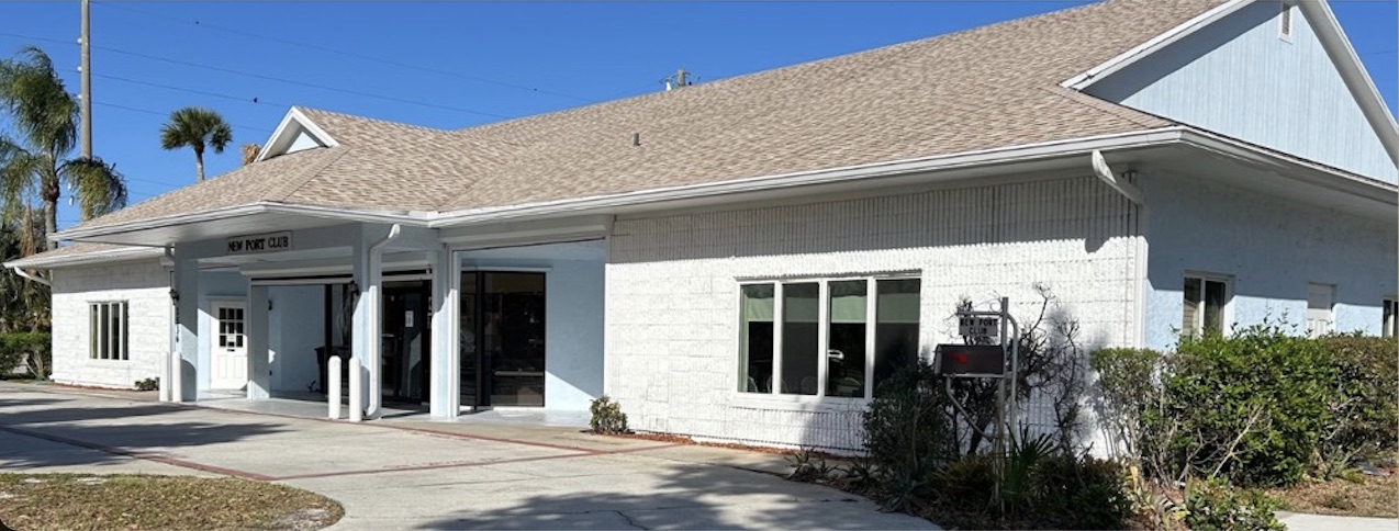 Exterior of the New Port Club clubhouse at 2536 16th Avenue, Vero Beach